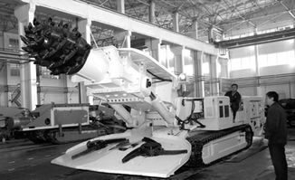 北方重工新型掘進(jìn)機(jī)研發(fā)成功，引領(lǐng)工程機(jī)械智能施工新紀(jì)元